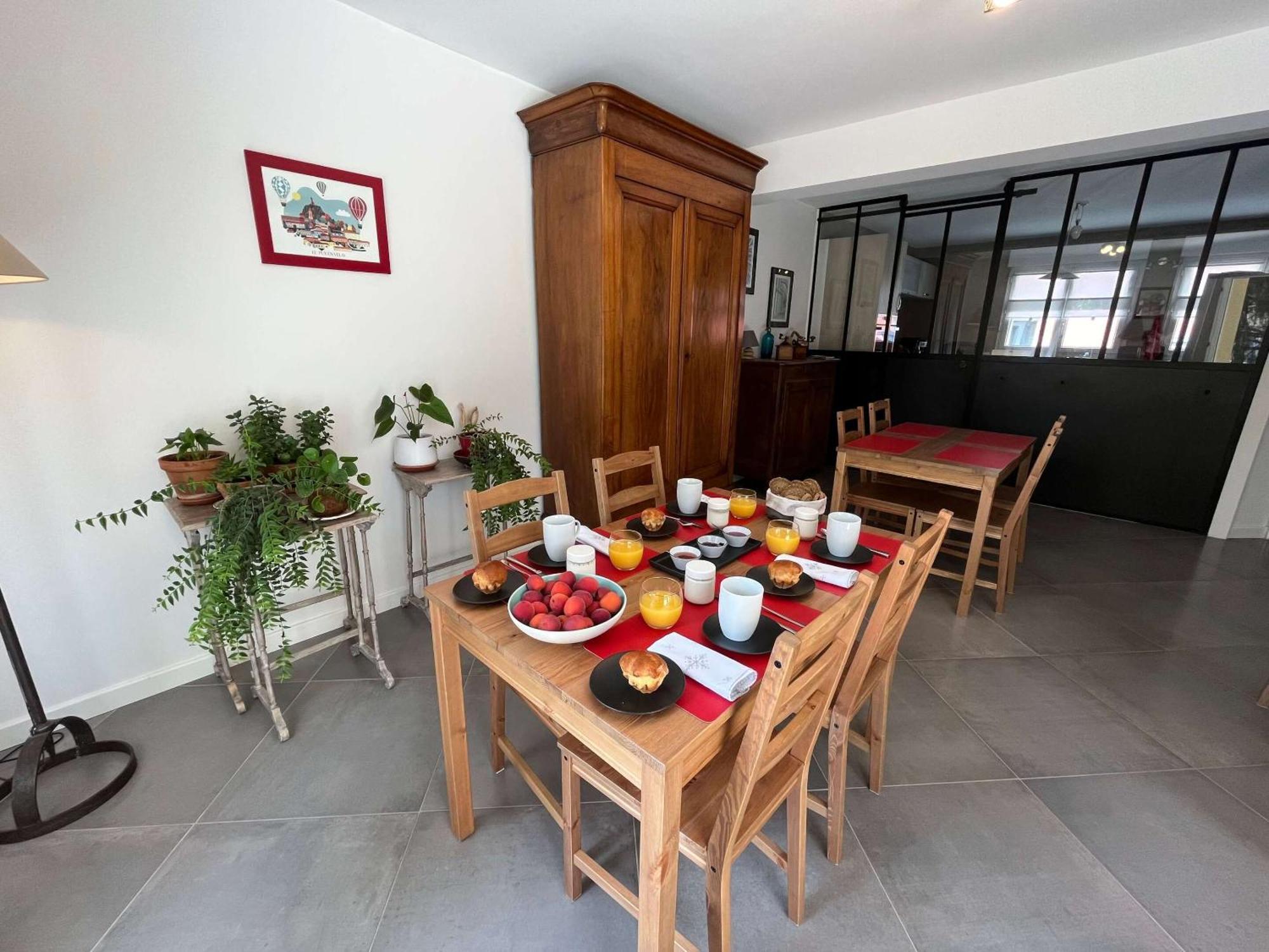 Bed and Breakfast Le Jardin Du Dolaizon Le Puy-en-Velay Zewnętrze zdjęcie
